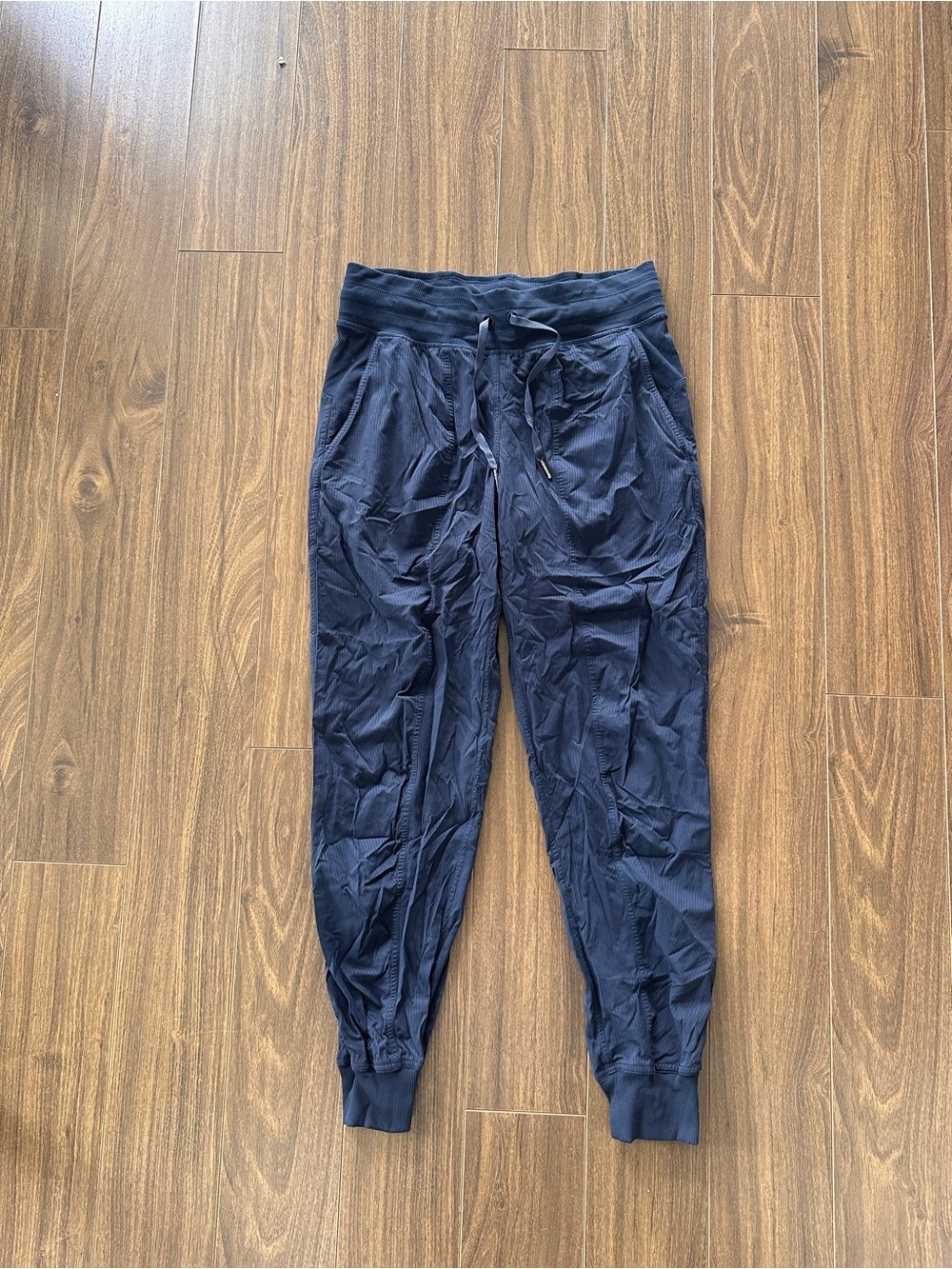 Lululemon dance studio joggers